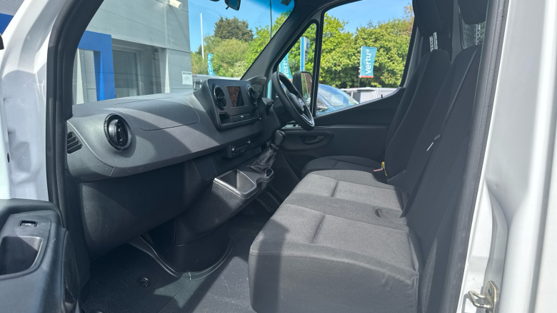 Mercedes-Benz Sprinter 314Cdi L2 Diesel Fwd 3.5t Tipper